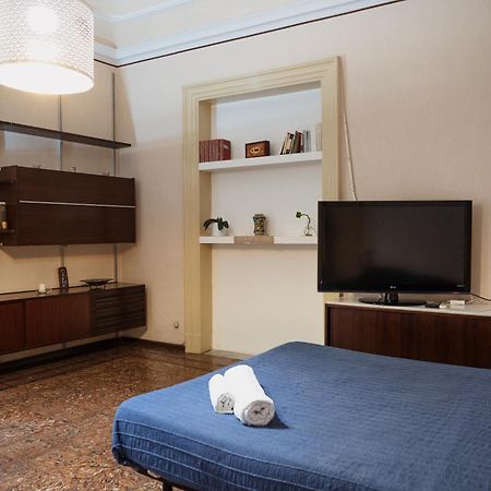 Bed and Breakfast Bed And Books Катанія Екстер'єр фото