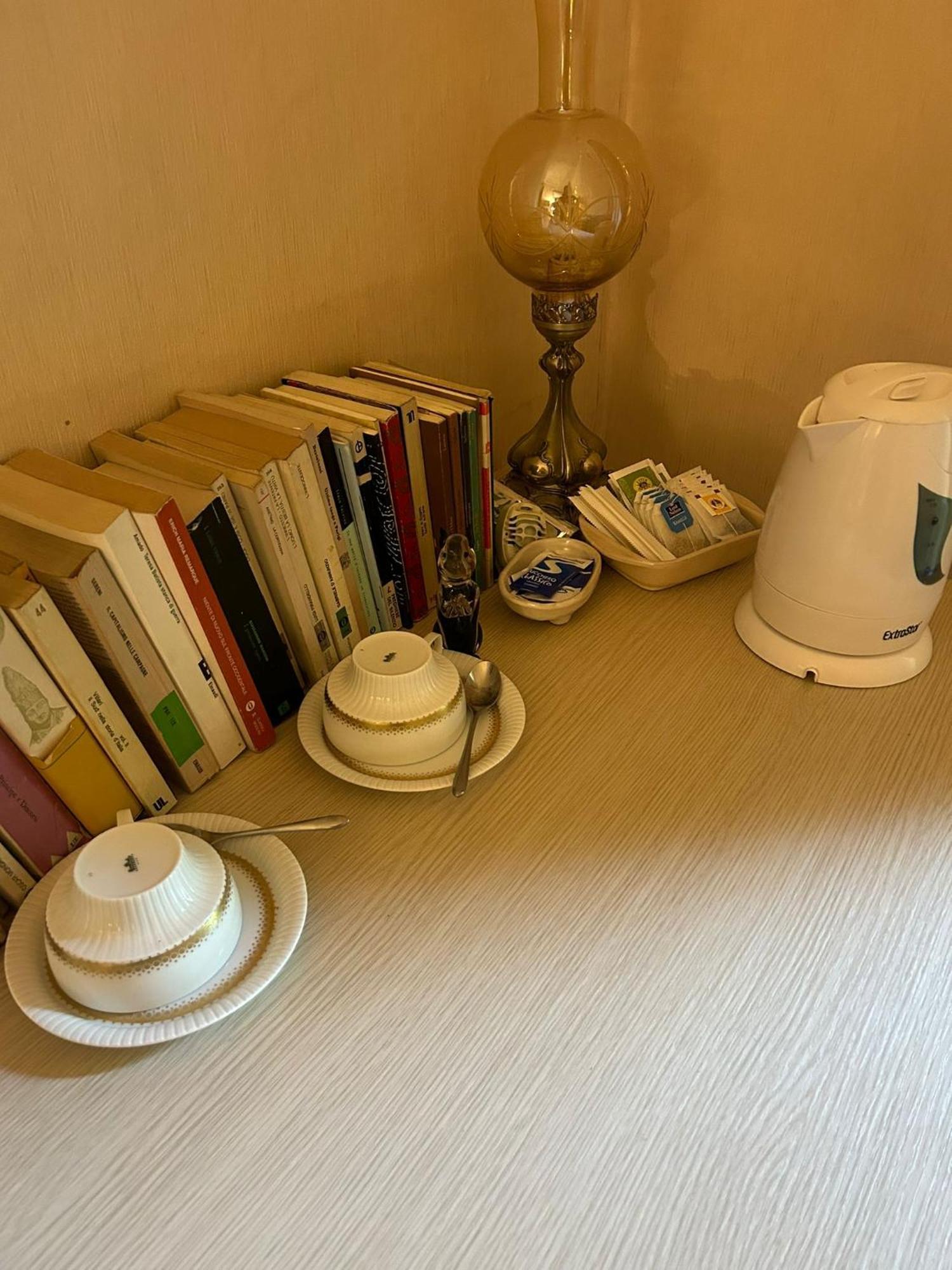Bed and Breakfast Bed And Books Катанія Екстер'єр фото