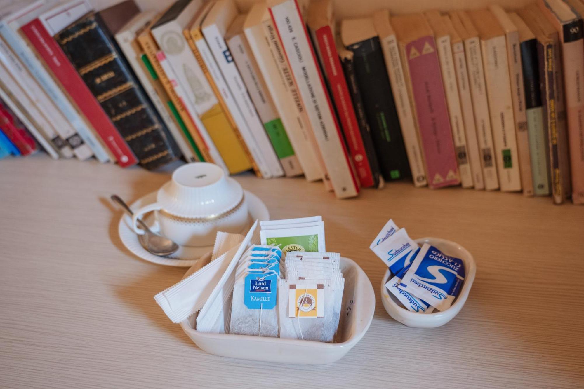 Bed and Breakfast Bed And Books Катанія Екстер'єр фото